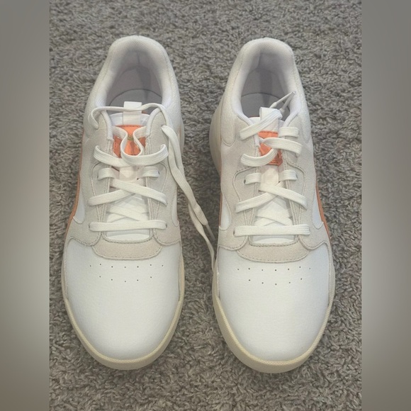 NIB Women’s Puma Aeon Heritage Sneakers, Orange/White/Navy, Size 11 - Picture 6 of 9